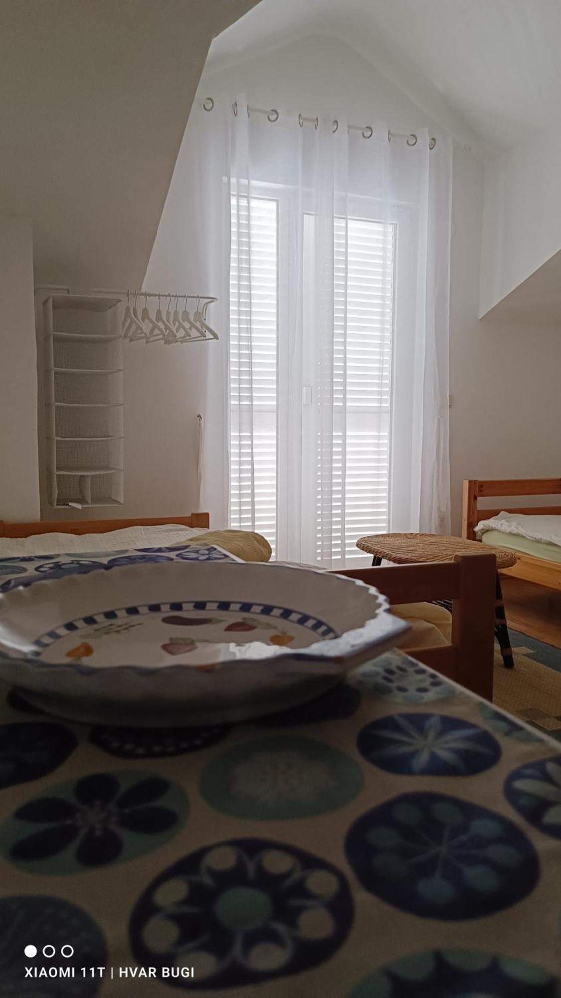 Adrienn Apartments Stari Grad  Phòng bức ảnh
