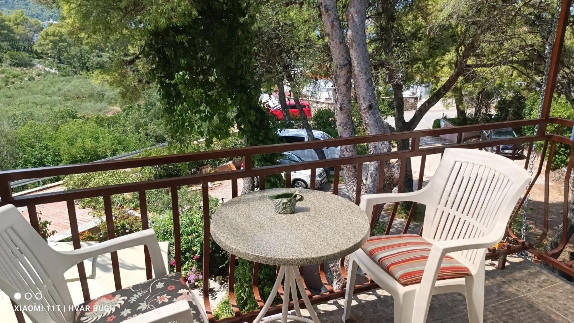 Adrienn Apartments Stari Grad  Phòng bức ảnh