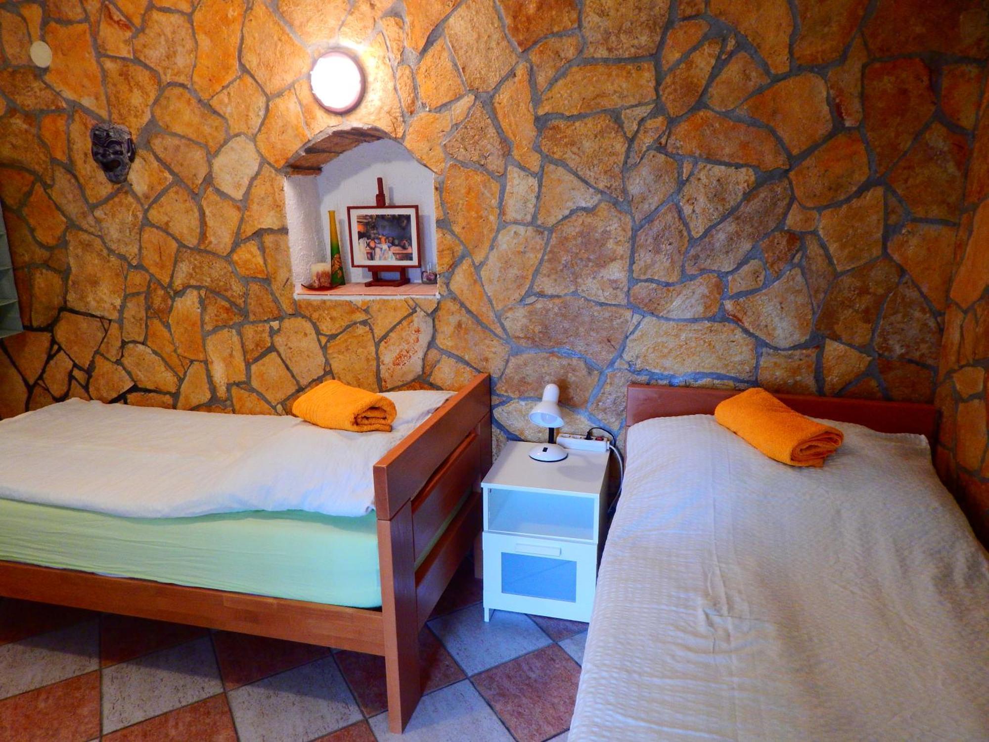 Adrienn Apartments Stari Grad  Phòng bức ảnh
