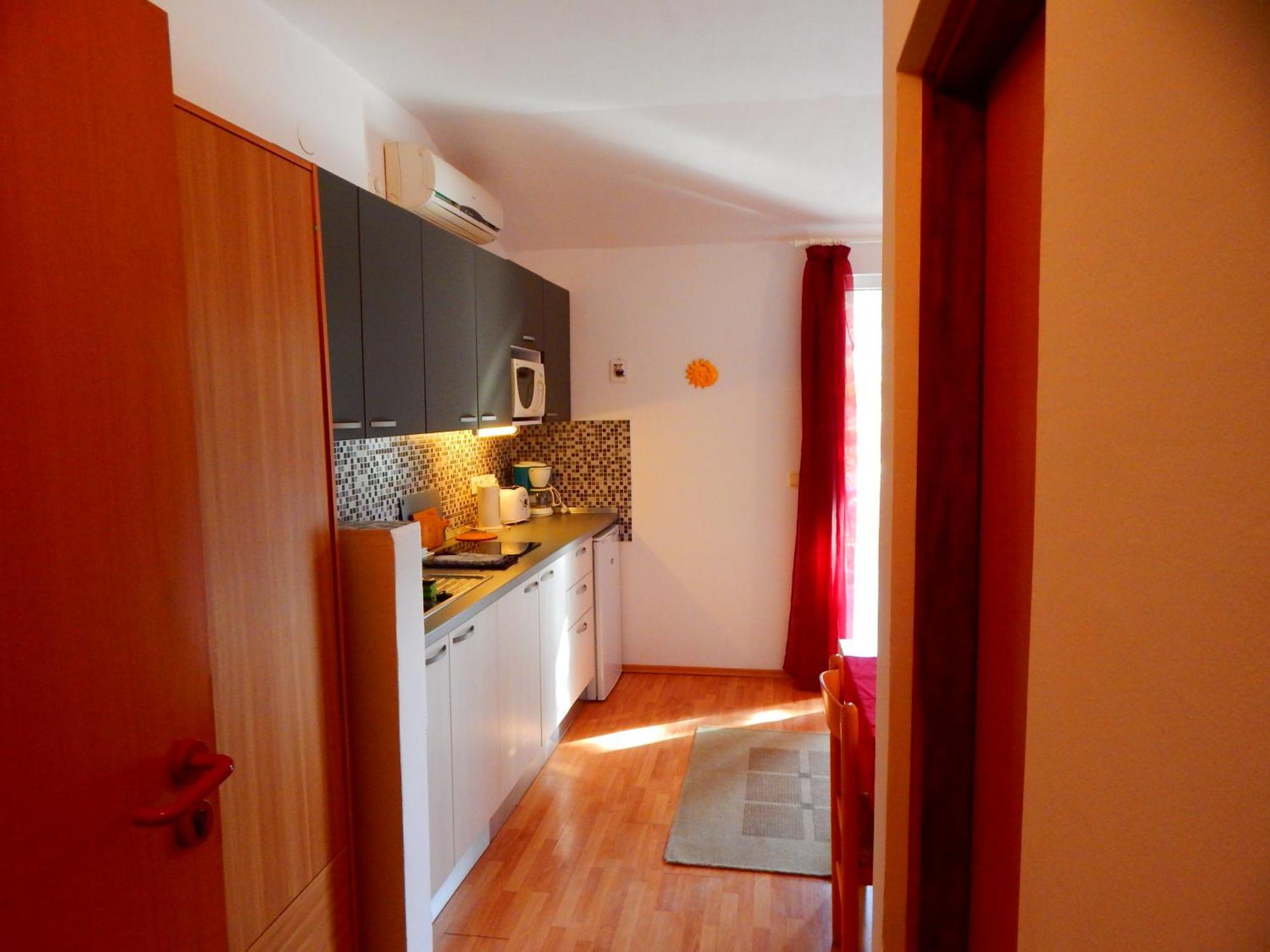 Adrienn Apartments Stari Grad  Phòng bức ảnh